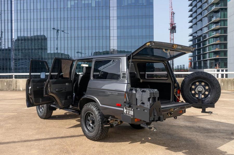  Toyota Land Cruiser (FJ62) 1988 года  (фото 12 из 164)